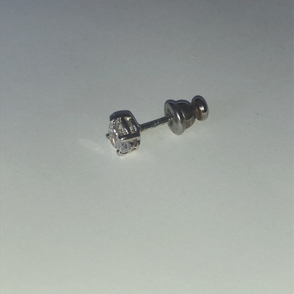 Single (1) Heart Cut CZ Diamond 1/2CT Solitaire Unisex Silver Stud Earring - Picture 6 of 15